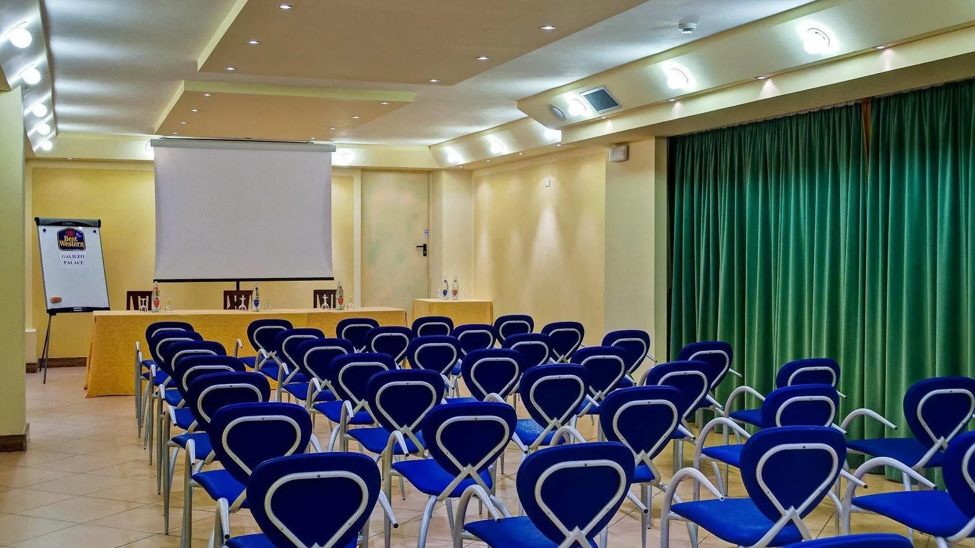 ***  Galileo Palace Hotel Arezzo Italia