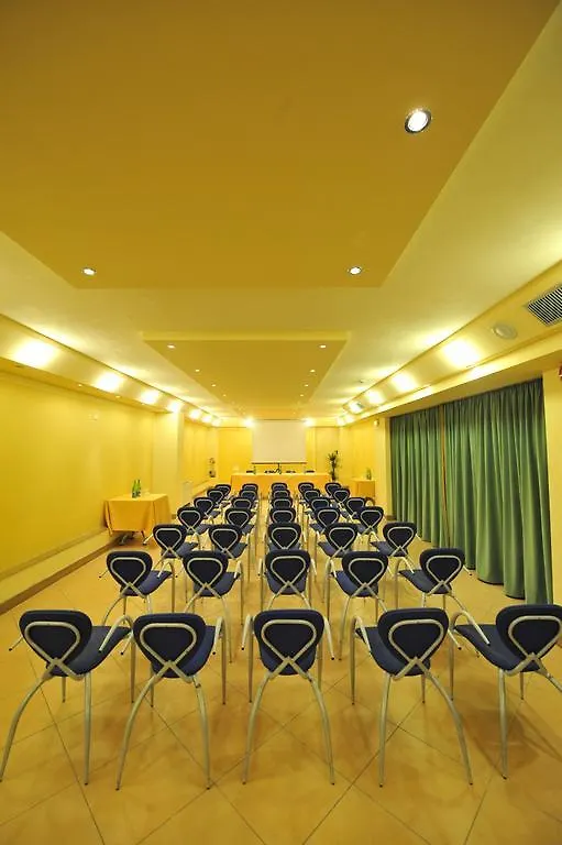 ***  ארצו Galileo Palace Hotel איטליה