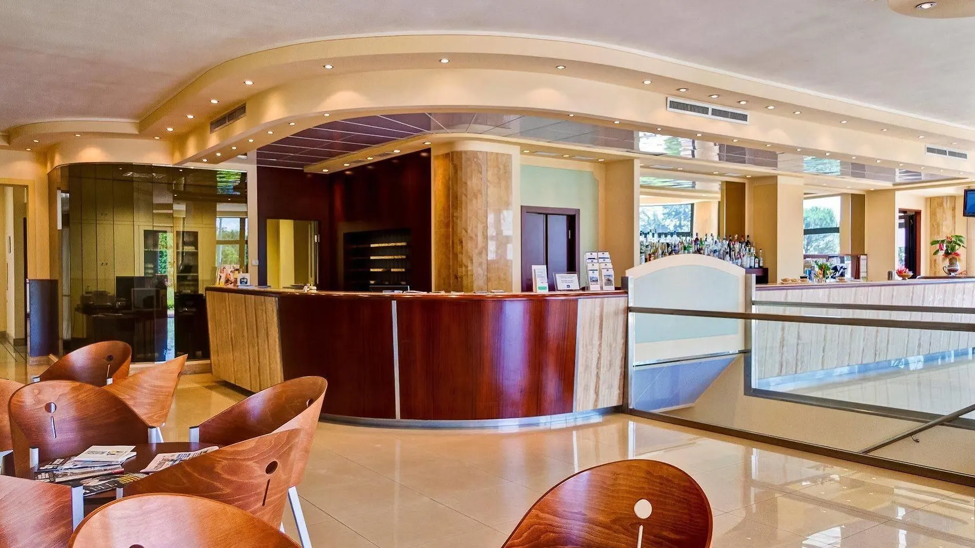 Galileo Palace Hotel Arezzo 3*,